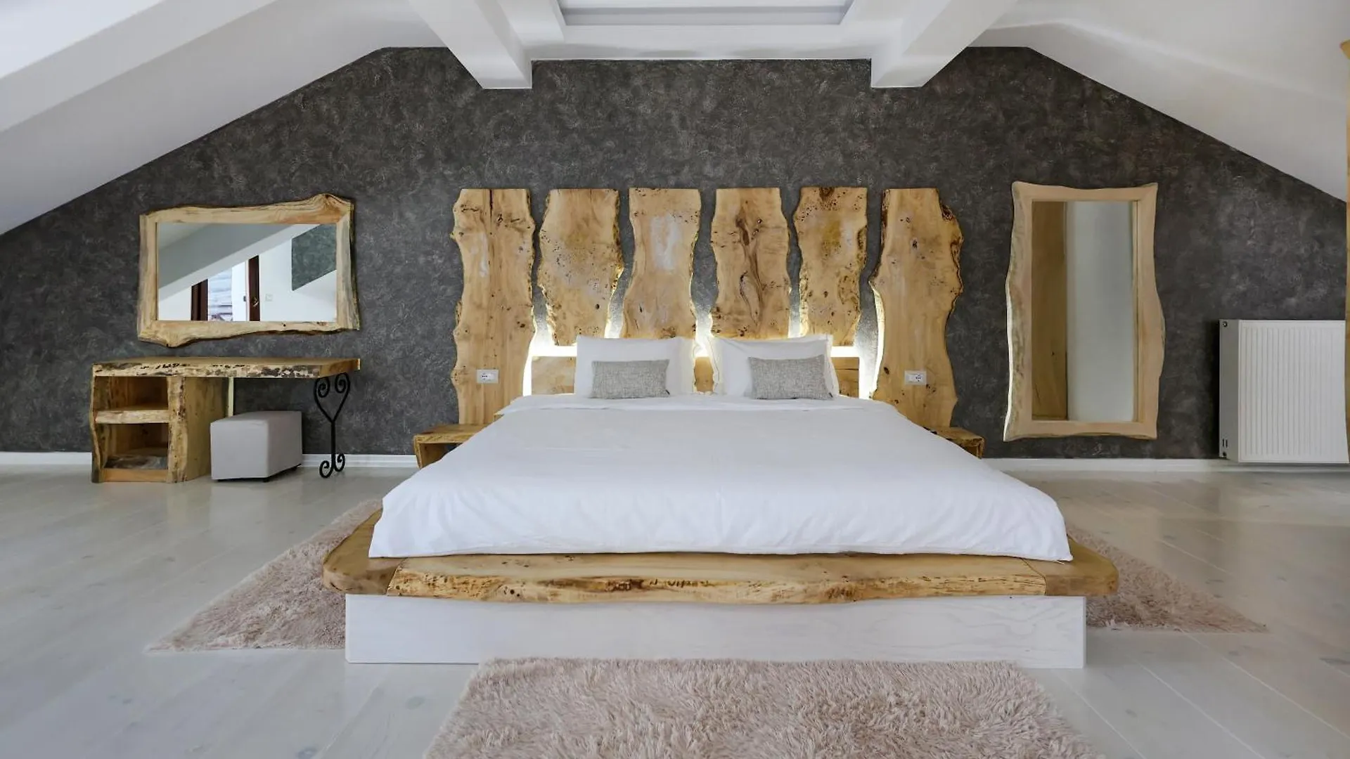 Marin Duplex Villa Berat Albania