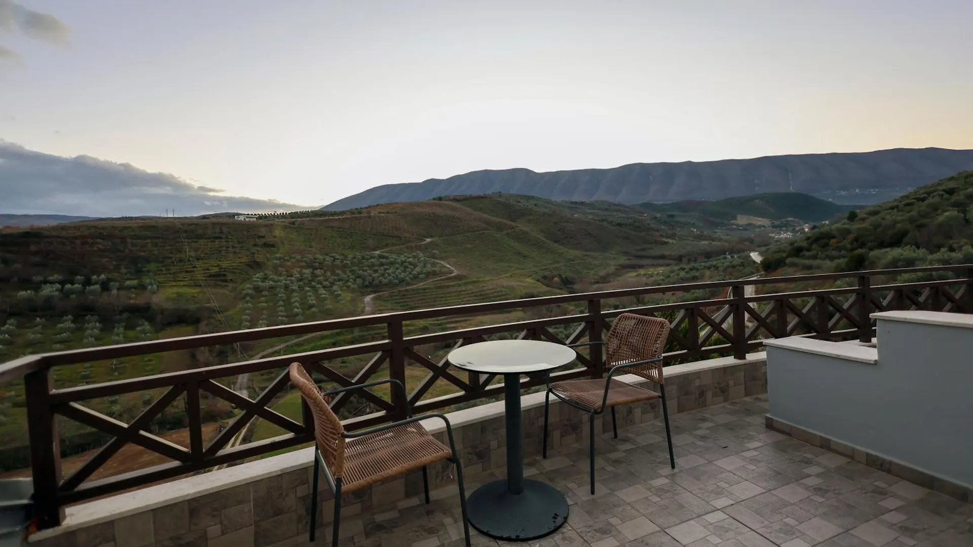 Marin Duplex Villa Berat 0*,