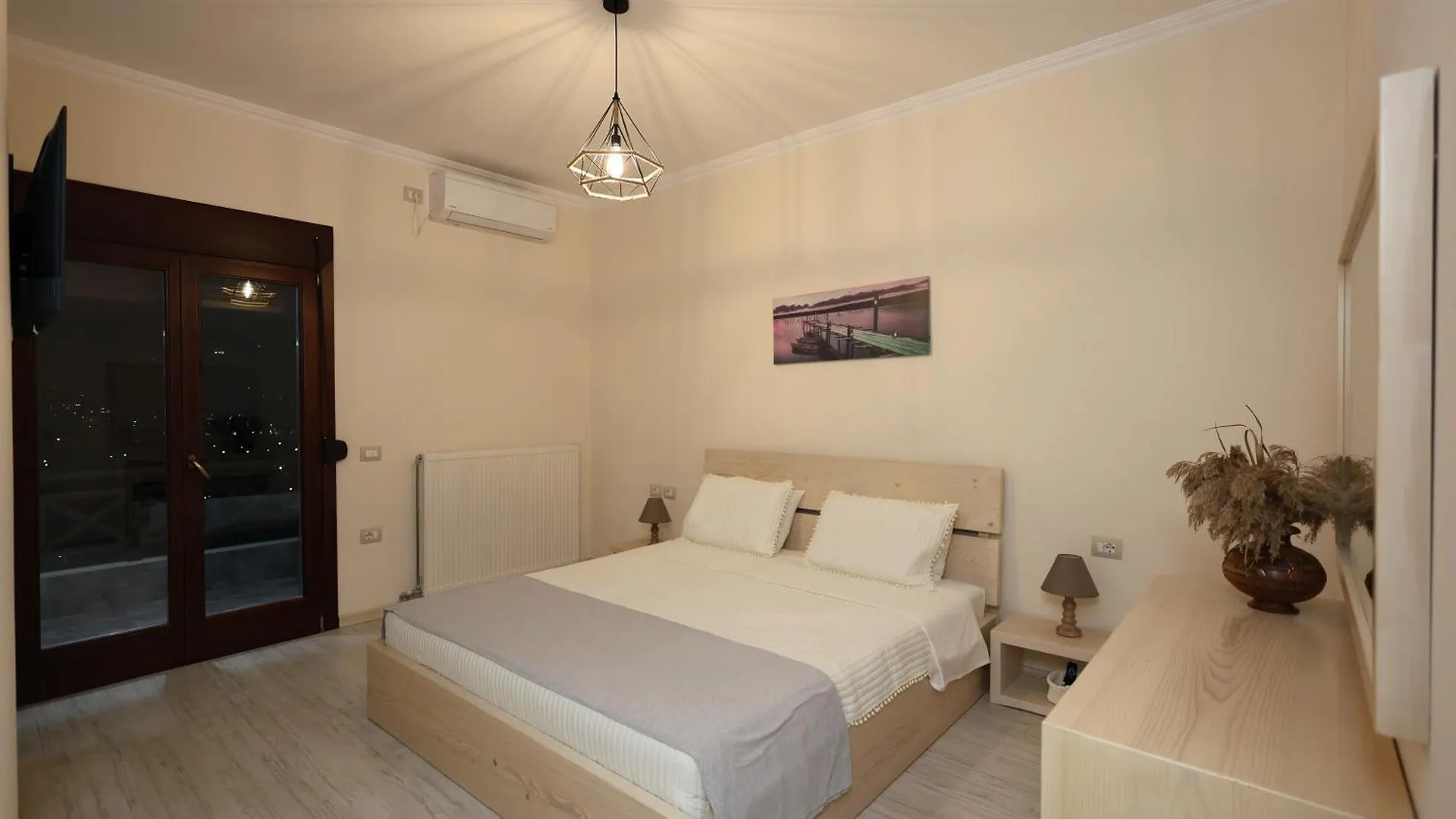 Marin Duplex Villa Berat